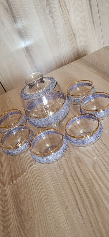 Набор стеклянной сервировки для десертов/компота, 7 предметов at lalafo.kg Набор стеклянной сервировки для десертов/компота, 7 предметов