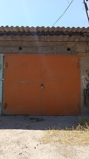 Гараж/бокс из капитального кирпича с распашными металлическими at lalafo.kg Гараж/бокс из капитального кирпича с распашными металлическими