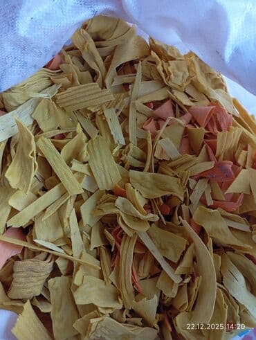 Корма для скот и кур свежие отходы мешок 150 сом для откорм отлично at lalafo.kg Корма для скот и кур свежие отходы мешок 150 сом для откорм отлично