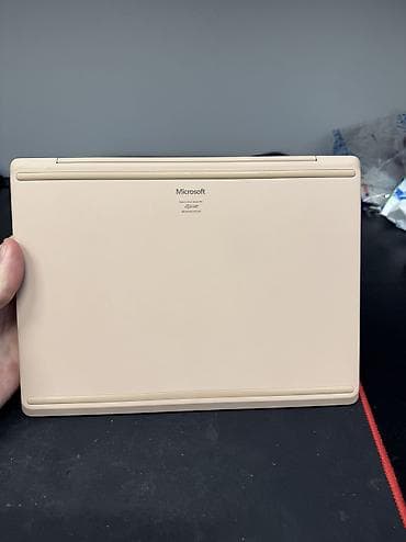 Ноутбуки Microsoft: Microsoft Surface Laptop (цвет Sandstone) - Экран 12.4", тонкие at lalafo.kg — 3 Ноутбуки Microsoft: Microsoft Surface Laptop (цвет Sandstone) - Экран 12.4", тонкие — 3