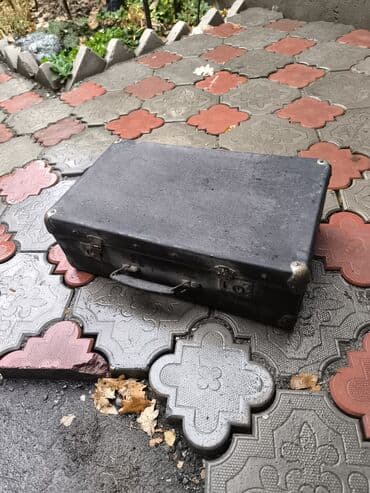 Продам чемодан СССР, в хорошем состоянии, прошу 800 сом at lalafo.kg Продам чемодан СССР, в хорошем состоянии, прошу 800 сом