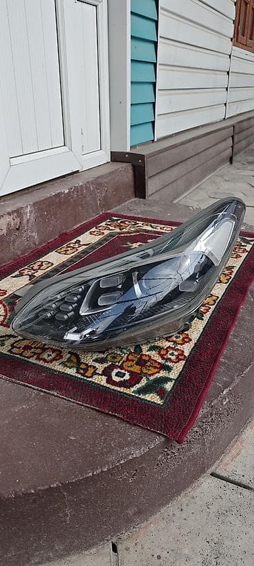 Передняя левая фара Hyundai Б/у, Оригинал at lalafo.kg Передняя левая фара Hyundai Б/у, Оригинал