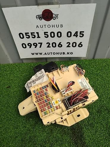 Блок предохранителей Hyundai Б/у, Оригинал at lalafo.kg Блок предохранителей Hyundai Б/у, Оригинал