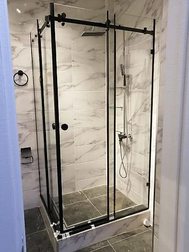 Стеклянные душевые перегородки из закаленного стекла 8 мм на заказ at lalafo.kg Стеклянные душевые перегородки из закаленного стекла 8 мм на заказ