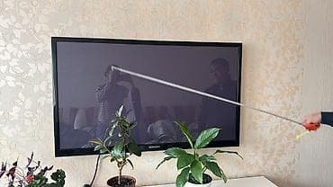 Телевизор Samsung, настенный, диагональ экрана 120/70 дюйма (замер на at lalafo.kg Телевизор Samsung, настенный, диагональ экрана 120/70 дюйма (замер на