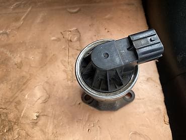 Клапан двигателя Honda at lalafo.kg Клапан двигателя Honda