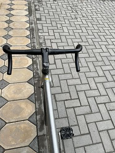 Шоссейный велосипед, Tsunami, Рама M (156 - 178 см) at lalafo.kg Шоссейный велосипед, Tsunami, Рама M (156 - 178 см)