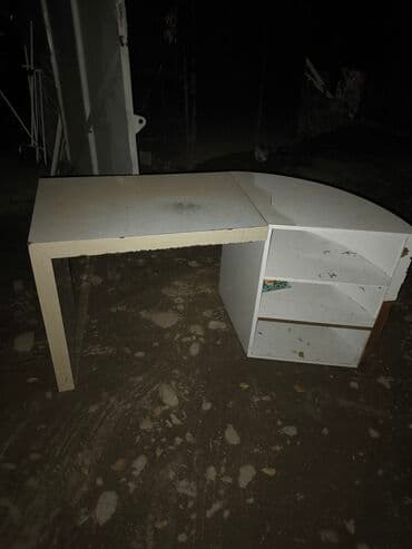 Письменный стол, Б/у at lalafo.kg Письменный стол, Б/у
