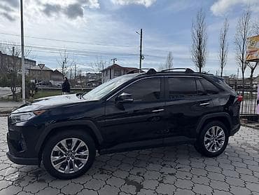 Toyota RAV4: 2019 г., Бензин, Кроссовер at lalafo.kg Toyota RAV4: 2019 г., Бензин, Кроссовер