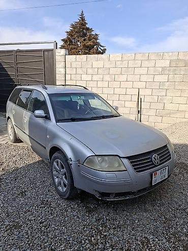 Volkswagen Passat Variant: 2003 г., 2 л, Автомат, Бензин, Универсал at lalafo.kg Volkswagen Passat Variant: 2003 г., 2 л, Автомат, Бензин, Универсал