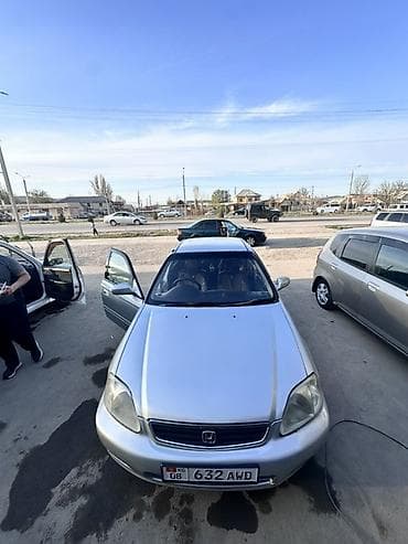 Honda Civic: 2000 г., Автомат, Бензин, Седан at lalafo.kg Honda Civic: 2000 г., Автомат, Бензин, Седан
