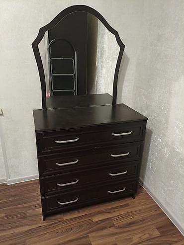 Спальный гарнитур, Б/у, Шкаф, Комод, ДСП, Самовывоз, Платная доставка, цвет - Коричневый at lalafo.kg Спальный гарнитур, Б/у, Шкаф, Комод, ДСП, Самовывоз, Платная доставка, цвет - Коричневый