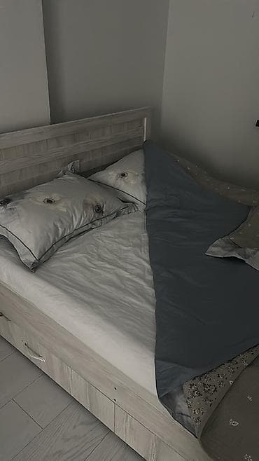 Эки кишилик керебет, Сактоо кутусу менен, узуну - 200 см lalafo.kg да — 2 Эки кишилик керебет, Сактоо кутусу менен, узуну - 200 см — 2