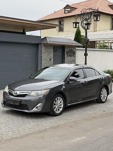 Toyota Camry: 2012 г., 2.5 л, Автомат, Бензин, Седан at lalafo.kg — 5 Toyota Camry: 2012 г., 2.5 л, Автомат, Бензин, Седан — 5