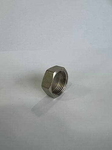 Металлическая заглушка с резьбой внутри. Имеет шестигранную форму at lalafo.kg Металлическая заглушка с резьбой внутри. Имеет шестигранную форму