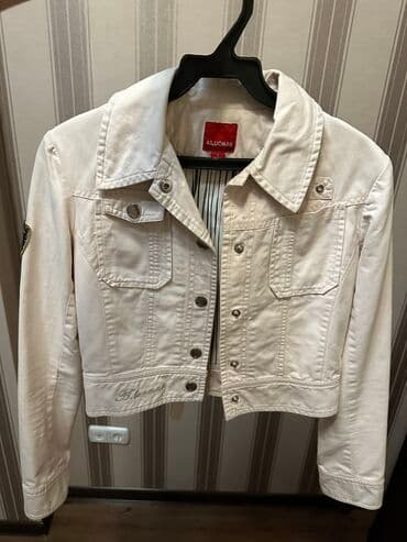 Продаю стильную джинсовую куртку в нежно розовом цвете,качество Lux,в at lalafo.kg Продаю стильную джинсовую куртку в нежно розовом цвете,качество Lux,в