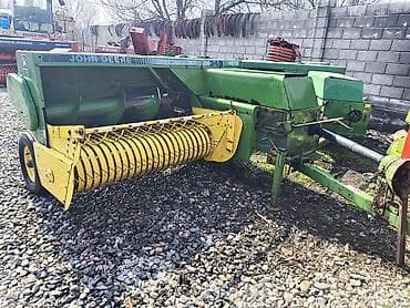 Пресс-подборщик тюковый John Deere 349 - Тип: прицепной тюковый at lalafo.kg Пресс-подборщик тюковый John Deere 349 - Тип: прицепной тюковый