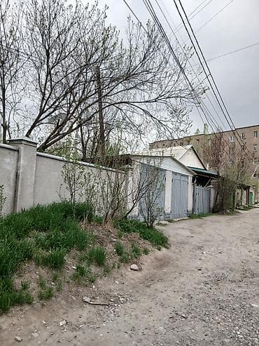 Продается участок 7 соток ( красная книга) фактически 10 соток вместе at lalafo.kg Продается участок 7 соток ( красная книга) фактически 10 соток вместе