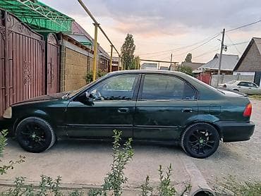 Honda Civic: 2000 г., 1.6 л, Автомат, Бензин, Седан lalafo.kg да Honda Civic: 2000 г., 1.6 л, Автомат, Бензин, Седан