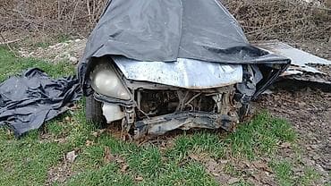 Разбитый автомобиль хэтчбек для разборки на запчасти. Особенности: - at lalafo.kg Разбитый автомобиль хэтчбек для разборки на запчасти. Особенности: -