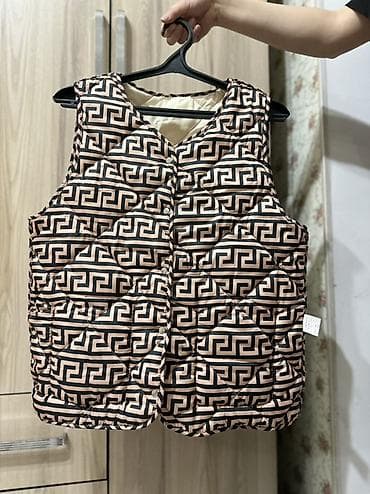 Стёганые жилеты Описание: - Уютные тёплые жилеты с утеплителем at lalafo.kg Стёганые жилеты Описание: - Уютные тёплые жилеты с утеплителем