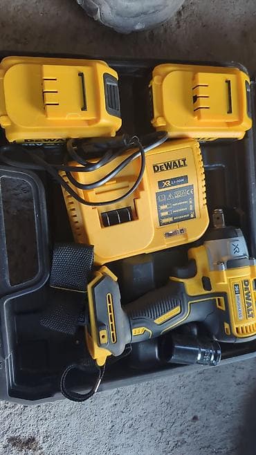 Набор аккумуляторного инструмента в чемодане. 1) Ударный гайковерт at lalafo.kg Набор аккумуляторного инструмента в чемодане. 1) Ударный гайковерт