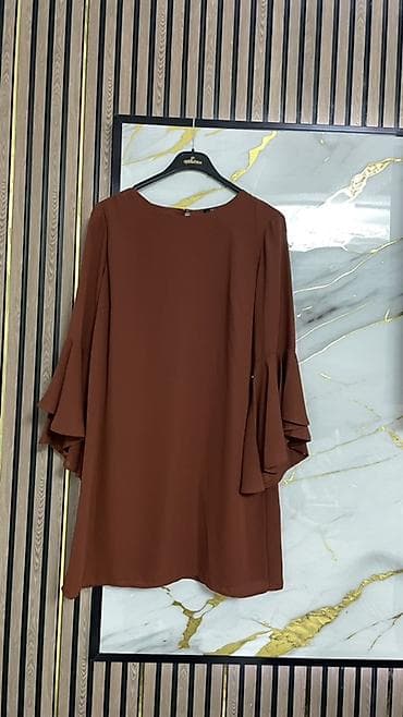 Платье свободного кроя из струящегося шифона, цвет терракотовый at lalafo.kg Платье свободного кроя из струящегося шифона, цвет терракотовый