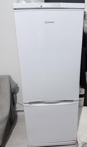 Холодильник Indesit, Двухкамерный, 60 * 150 * at lalafo.kg Холодильник Indesit, Двухкамерный, 60 * 150 *