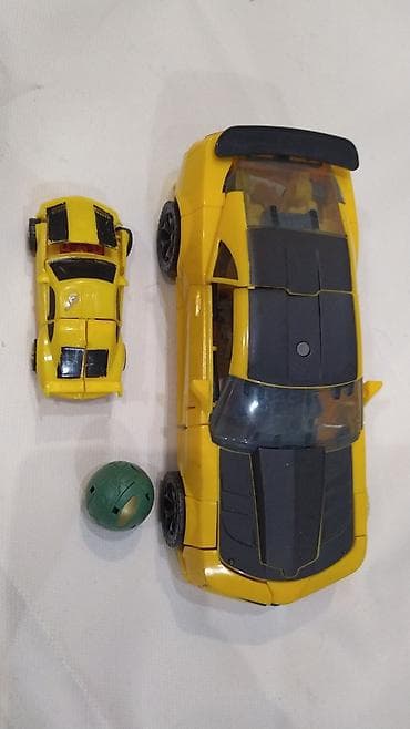 Игрушечные машины и шар-игрушка. Все три игрушки трансформеры at lalafo.kg Игрушечные машины и шар-игрушка. Все три игрушки трансформеры