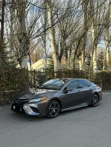 Toyota Camry: 2018 г., 2.5 л, Автомат, Бензин, Седан at lalafo.kg Toyota Camry: 2018 г., 2.5 л, Автомат, Бензин, Седан