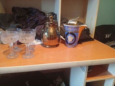 Набор для сервировки напитков: - 4 стеклянные бокала на ножке с at lalafo.kg Набор для сервировки напитков: - 4 стеклянные бокала на ножке с