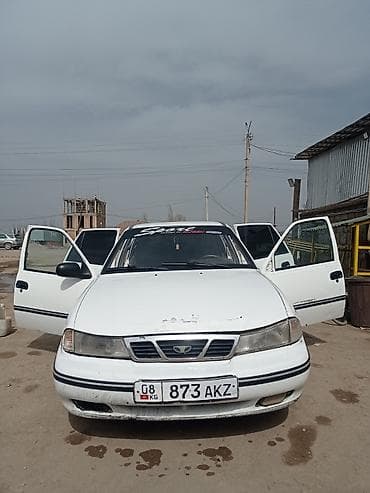 Daewoo Nexia: 2001 г., 1.6 л, Седан at lalafo.kg Daewoo Nexia: 2001 г., 1.6 л, Седан