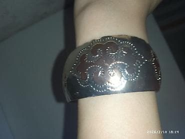 Браслет, Женские, Б/у at lalafo.kg Браслет, Женские, Б/у