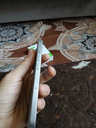 IPhone 15 Pro, Б/у, 256 ГБ, Серебристый, Зарядное устройство, 88 % at lalafo.kg IPhone 15 Pro, Б/у, 256 ГБ, Серебристый, Зарядное устройство, 88 %