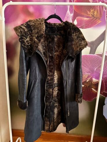 Дубленка, Турция, По колено, С капюшоном, S at lalafo.kg Дубленка, Турция, По колено, С капюшоном, S