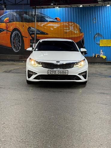 Kia K5: 2019 г., 2 л, Автомат, Бензин, Седан at lalafo.kg Kia K5: 2019 г., 2 л, Автомат, Бензин, Седан