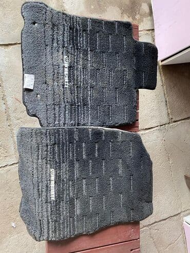 Родные Ворсовые Полики Для салона Toyota, цвет - Черный, Б/у, Самовывоз, Платная доставка at lalafo.kg Родные Ворсовые Полики Для салона Toyota, цвет - Черный, Б/у, Самовывоз, Платная доставка