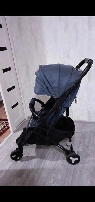 Прогулочная коляска Babycare (надпись на раме) в компактном формате at lalafo.kg Прогулочная коляска Babycare (надпись на раме) в компактном формате