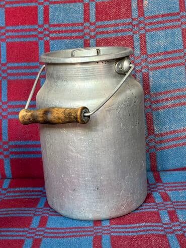 Бидон алюминиевый 3литра 350сом at lalafo.kg Бидон алюминиевый 3литра 350сом