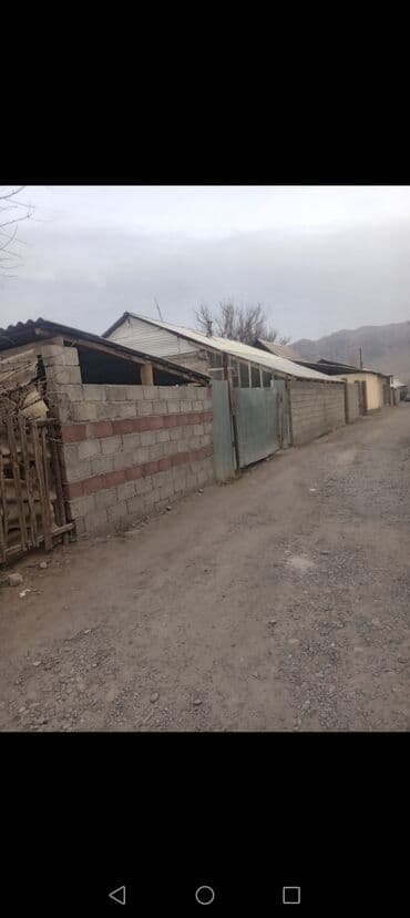 Дача, 600 м², 3 комнаты, Собственник, Косметический ремонт at lalafo.kg Дача, 600 м², 3 комнаты, Собственник, Косметический ремонт