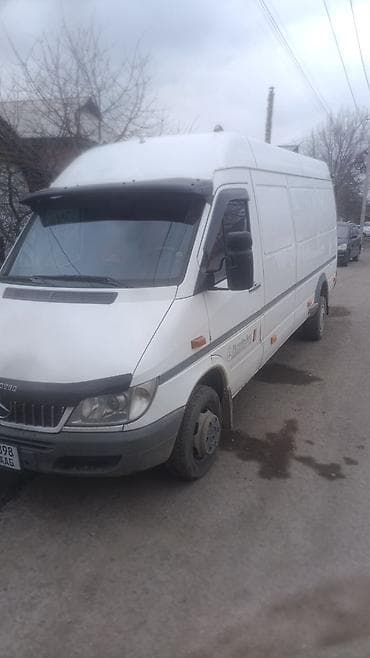 Mercedes-Benz Спринтер: 2005 г., 2.7 л, Механика, Дизель, Фургон at lalafo.kg Mercedes-Benz Спринтер: 2005 г., 2.7 л, Механика, Дизель, Фургон