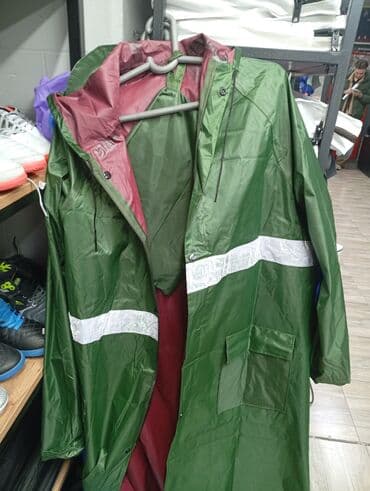 Дождевик плащи дождевики плащи плащ для дождя туристический плащ at lalafo.kg Дождевик плащи дождевики плащи плащ для дождя туристический плащ