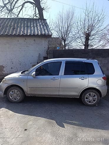 Mazda Verisa: 2003 г., Хэтчбэк at lalafo.kg Mazda Verisa: 2003 г., Хэтчбэк