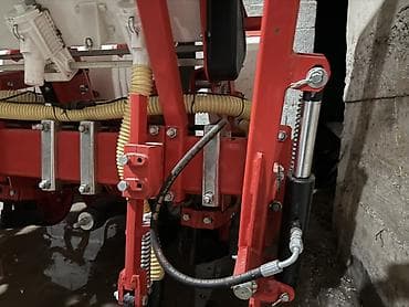 Картошка отургузгучтар: Сеялка точного высева ALPTURKA SEEDER C PN-6 Сеялка кукурузный lalafo.kg да — 3 Картошка отургузгучтар: Сеялка точного высева ALPTURKA SEEDER C PN-6 Сеялка кукурузный — 3