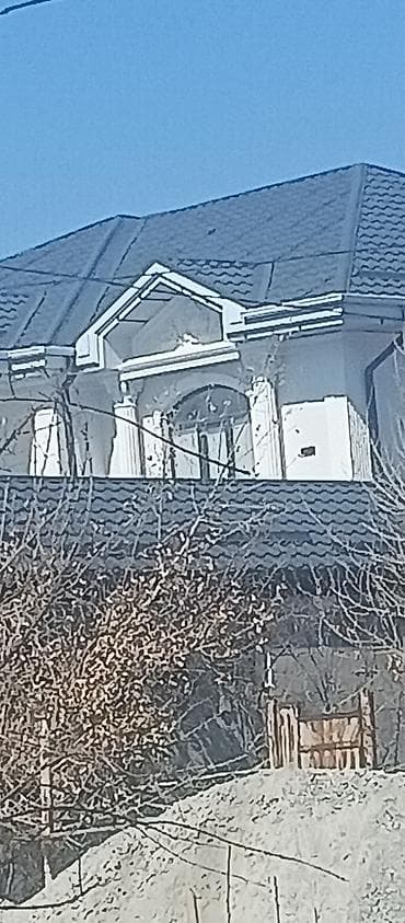 Кровельное покрытие из металлочерепицы - Тип: металлочерепица at lalafo.kg Кровельное покрытие из металлочерепицы - Тип: металлочерепица