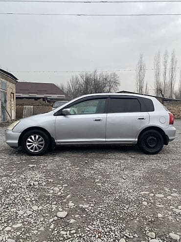 Honda Civic: 2003 г., 1.5 л, Бензин, Хэтчбэк at lalafo.kg — 2 Honda Civic: 2003 г., 1.5 л, Бензин, Хэтчбэк — 2