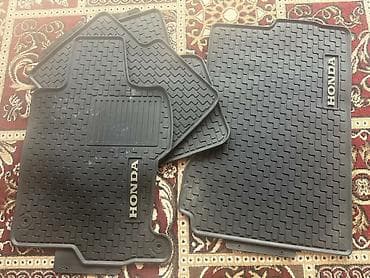 Родные Полики Для салона Honda, цвет - Черный, Б/у, Самовывоз at lalafo.kg Родные Полики Для салона Honda, цвет - Черный, Б/у, Самовывоз