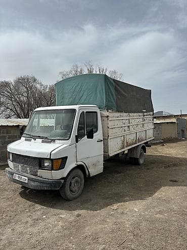 Грузовик, Mercedes-Benz, Стандарт, 3 т, Б/у at lalafo.kg Грузовик, Mercedes-Benz, Стандарт, 3 т, Б/у