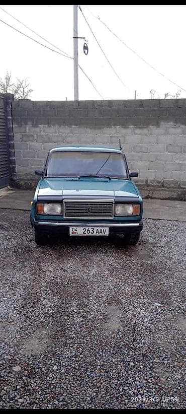ВАЗ (ЛАДА) 2107: 2005 г., Механика, Бензин, Седан at lalafo.kg ВАЗ (ЛАДА) 2107: 2005 г., Механика, Бензин, Седан