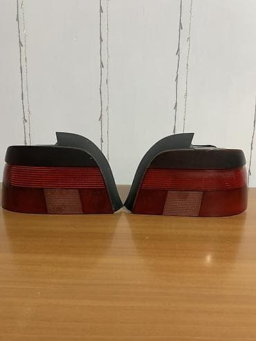 Комплект стоп-сигналов BMW Б/у, Оригинал, Германия at lalafo.kg Комплект стоп-сигналов BMW Б/у, Оригинал, Германия